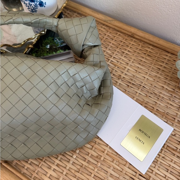 Bottega Veneta small jodie bag in green travertine - Picture 3 of 6